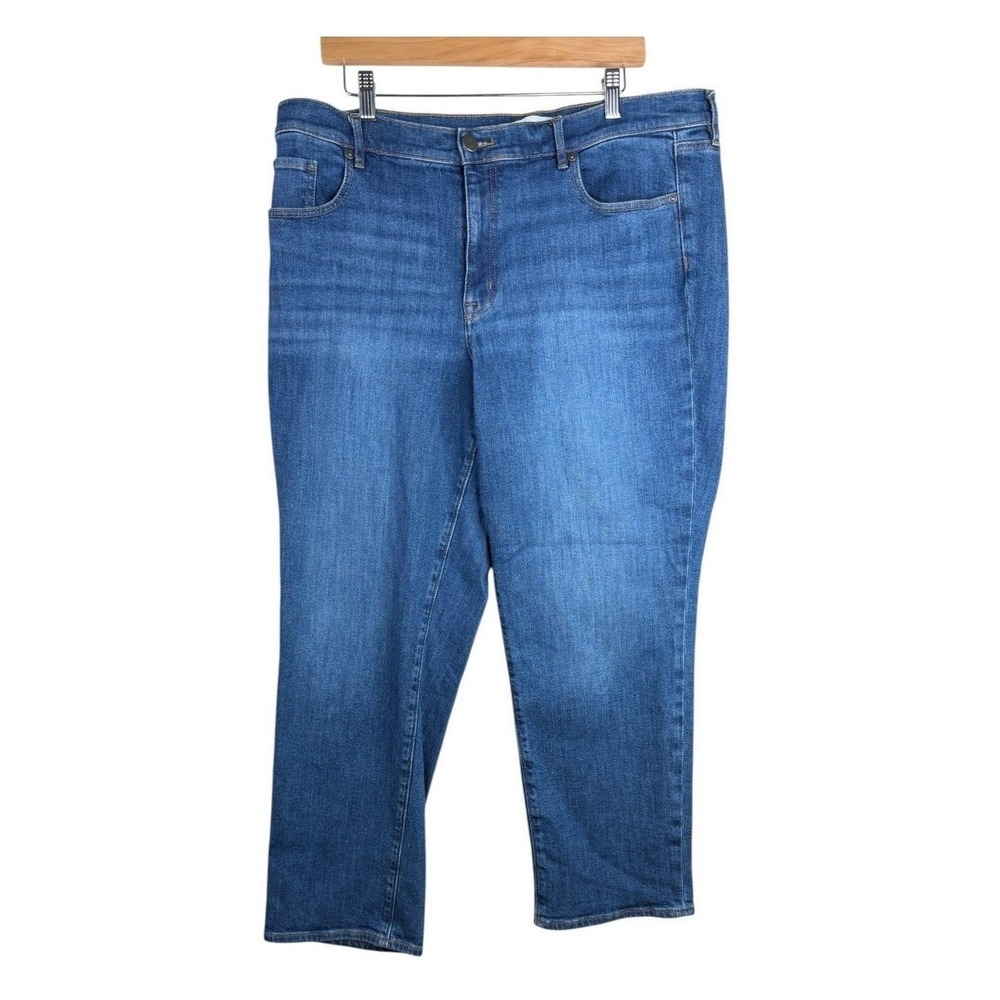 LOFT Women's Boyfriend Jeans in Medium Blue Wash